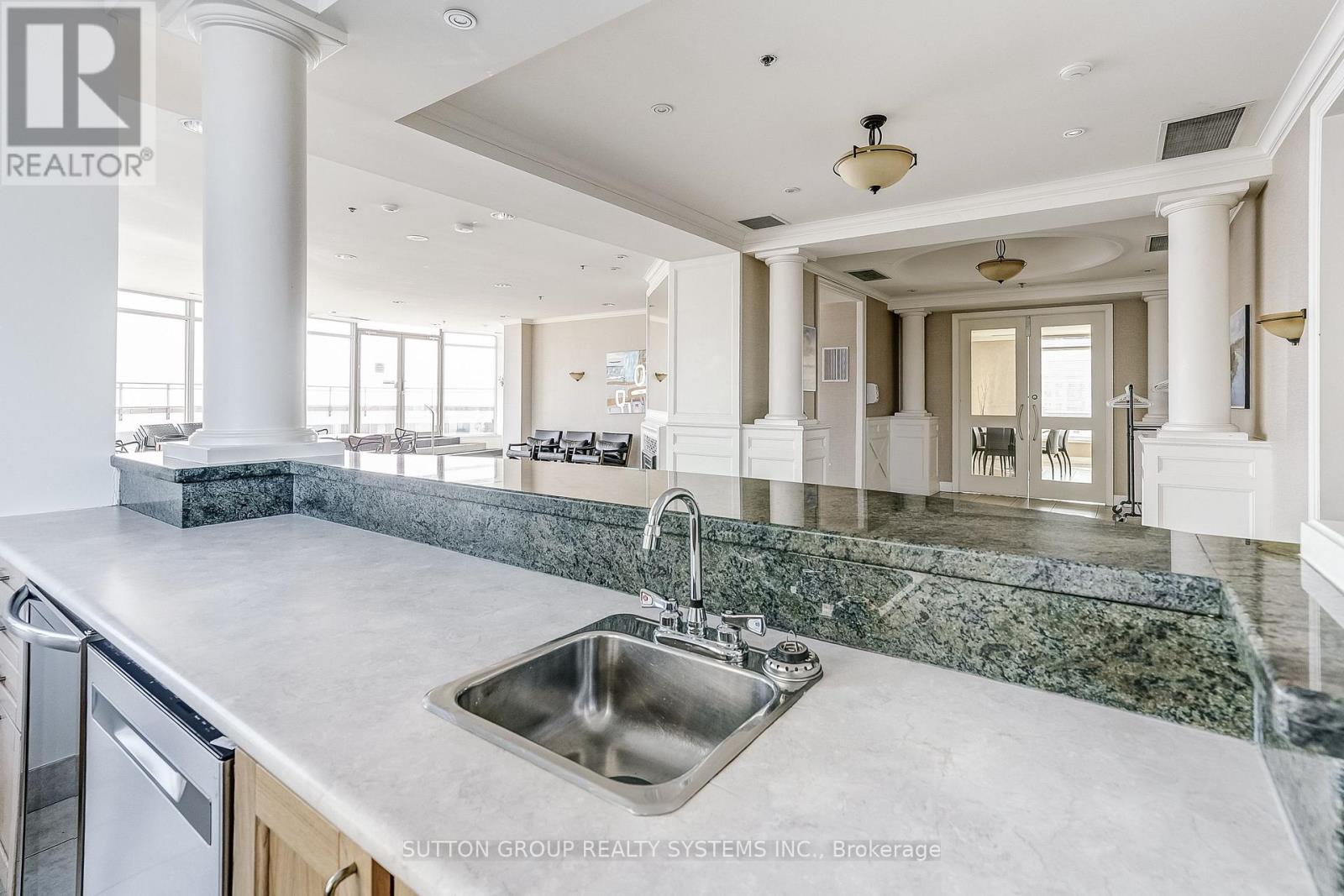 404 - 80 Palace Pier Court, Toronto, Ontario  M8V 4C1 - Photo 29 - W13097260