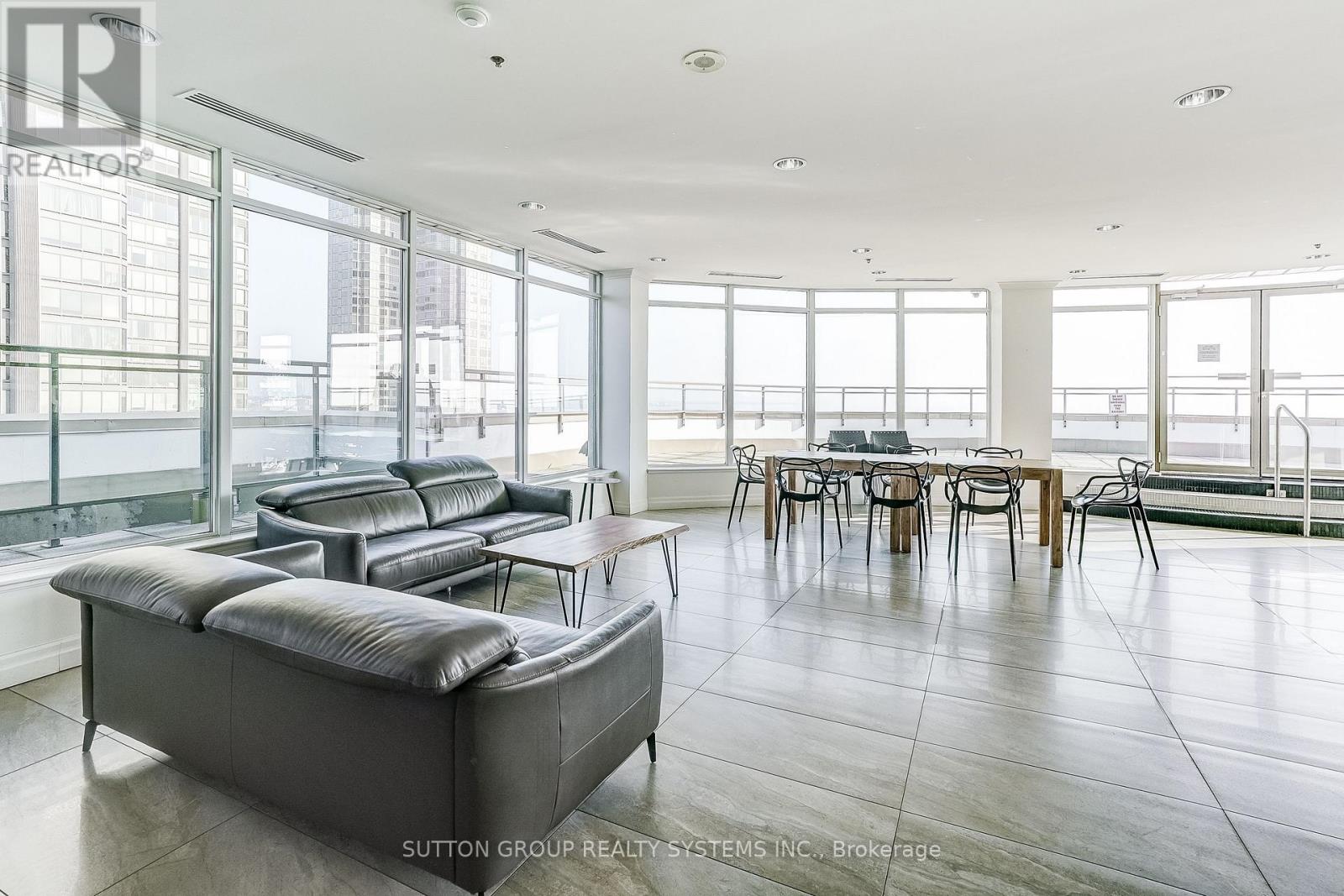 404 - 80 Palace Pier Court, Toronto, Ontario  M8V 4C1 - Photo 30 - W13097260