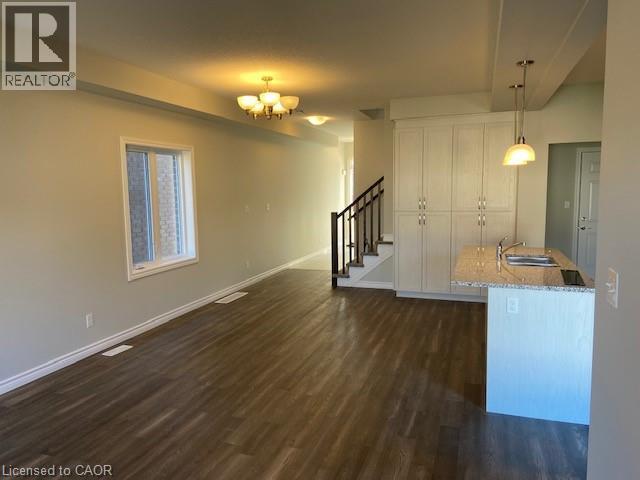 34 Pondcliffe Drive, Kitchener, Ontario  N2R 0M3 - Photo 3 - 40826940