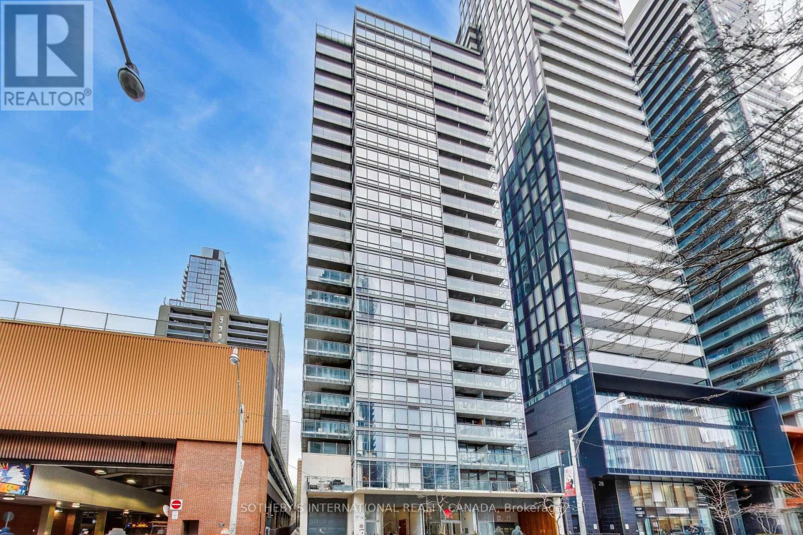 2002 - 22 Wellesley Street, Toronto, Ontario  M4Y 1G3 - Photo 3 - C13106194