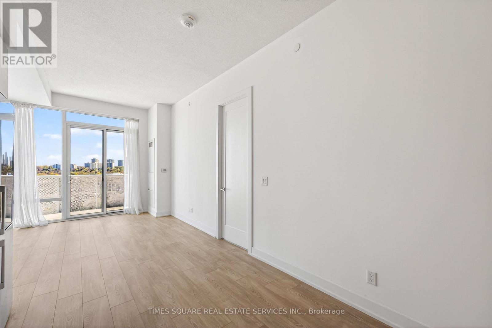2003 - 25 Adra Grado Way, Toronto, Ontario  M2J 0H6 - Photo 4 - C13106204