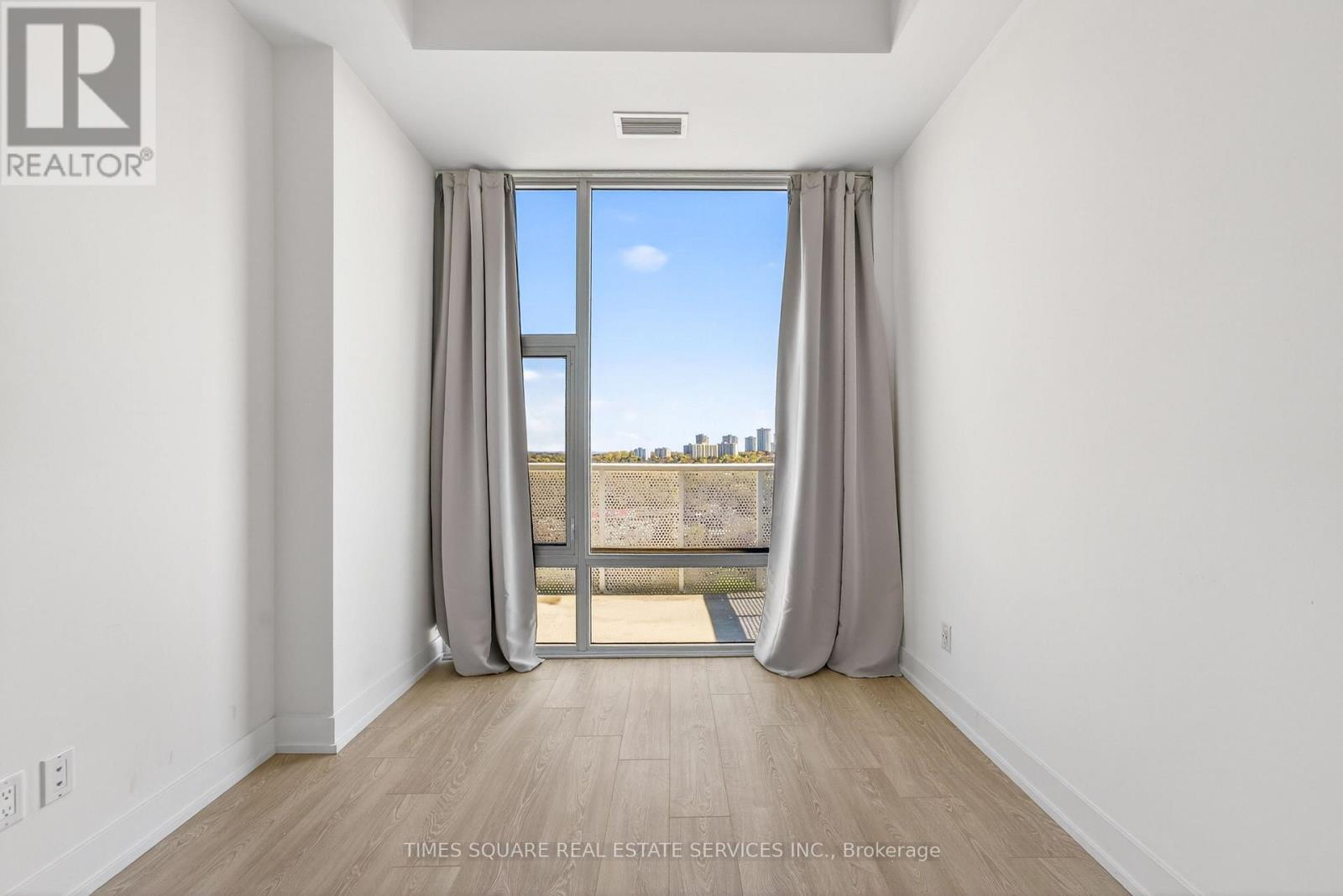 2003 - 25 Adra Grado Way, Toronto, Ontario  M2J 0H6 - Photo 8 - C13106204