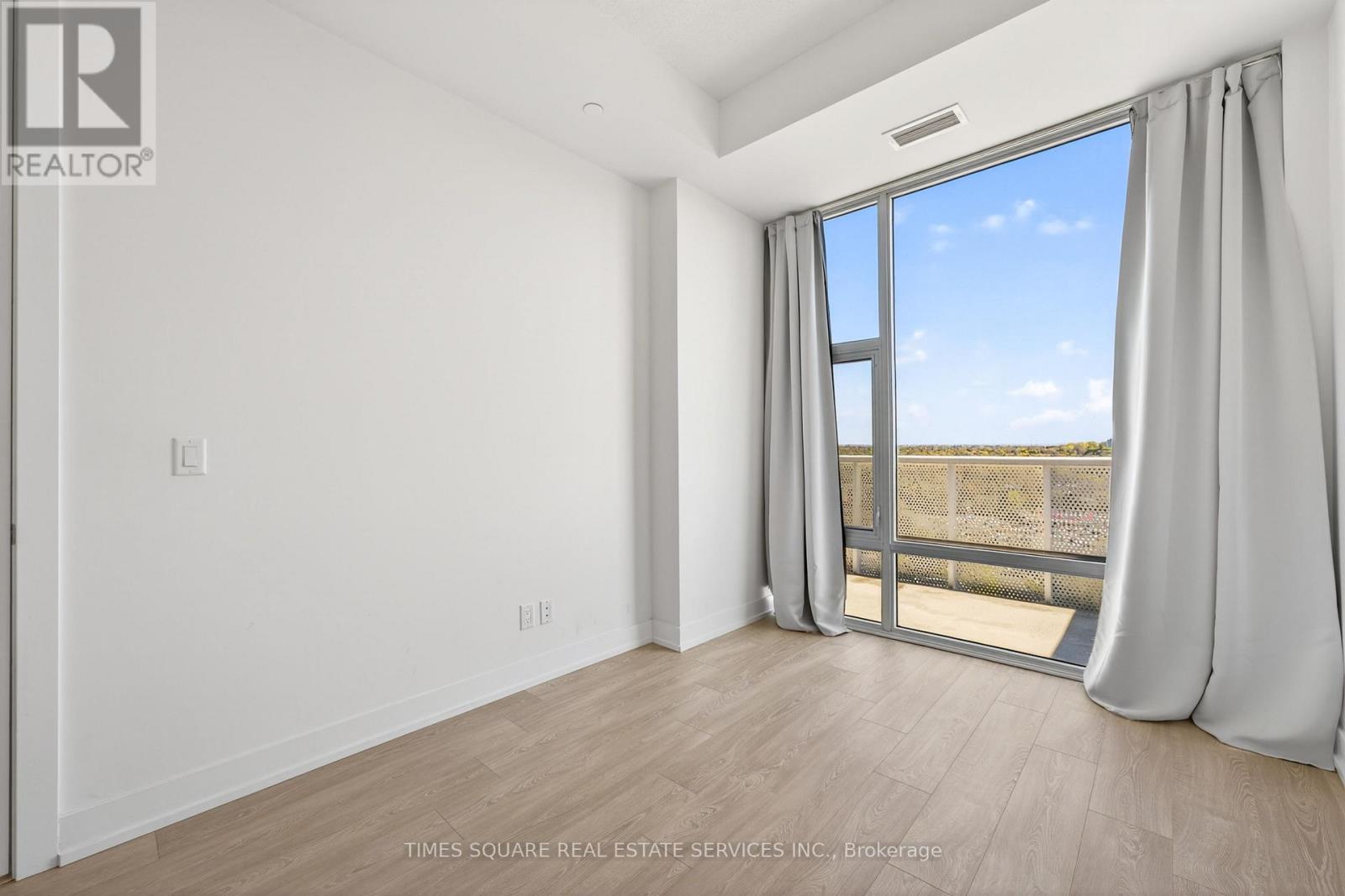2003 - 25 Adra Grado Way, Toronto, Ontario  M2J 0H6 - Photo 9 - C13106204