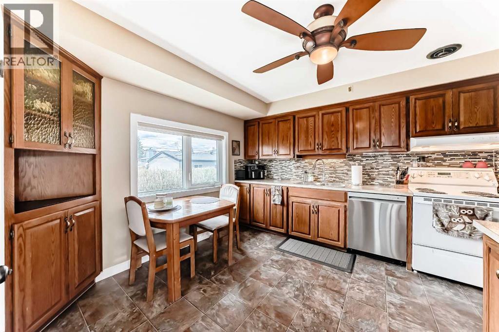 815 20a Avenue Ne, Calgary, Alberta  T2n 3v8 - Photo 5 - A2307542