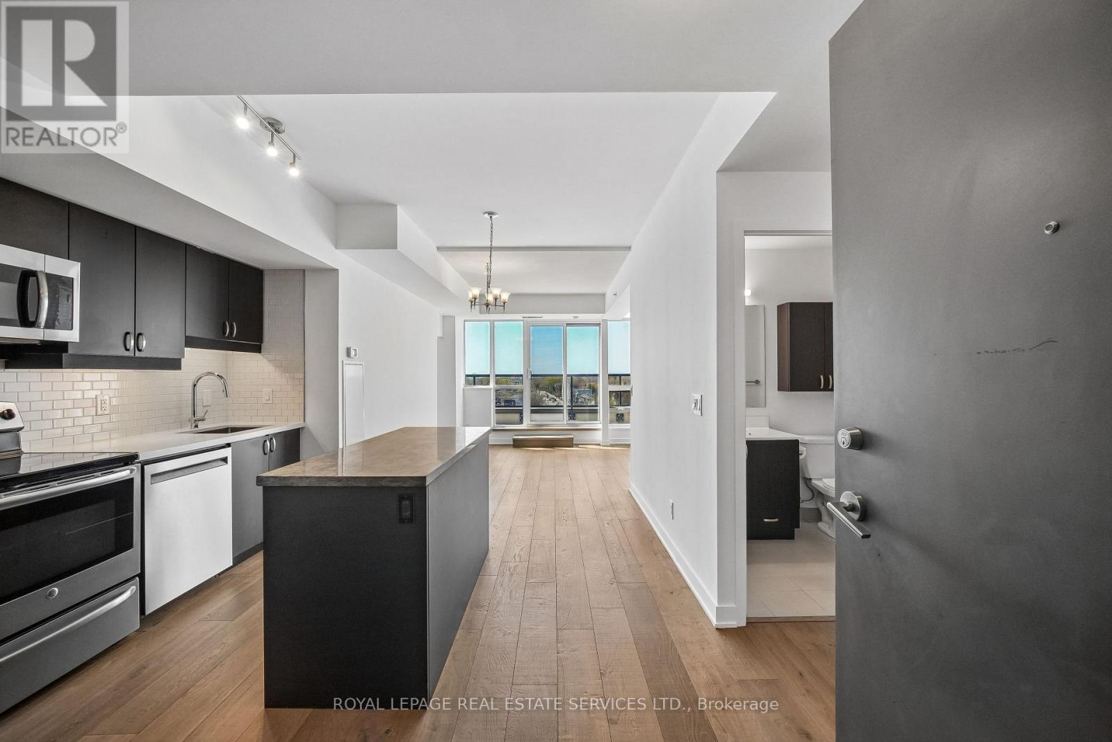 906 - 11 Superior Avenue, Toronto, Ontario  M8V 0A7 - Photo 3 - W13106184