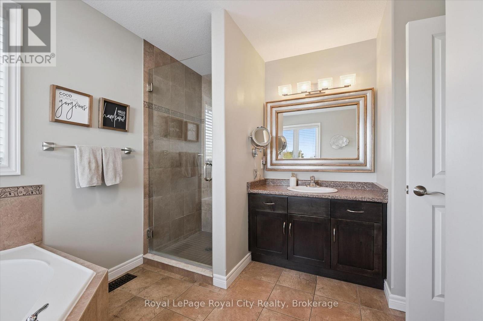 24 Popham Drive, Guelph, Ontario  N1E 0B8 - Photo 25 - X13086298