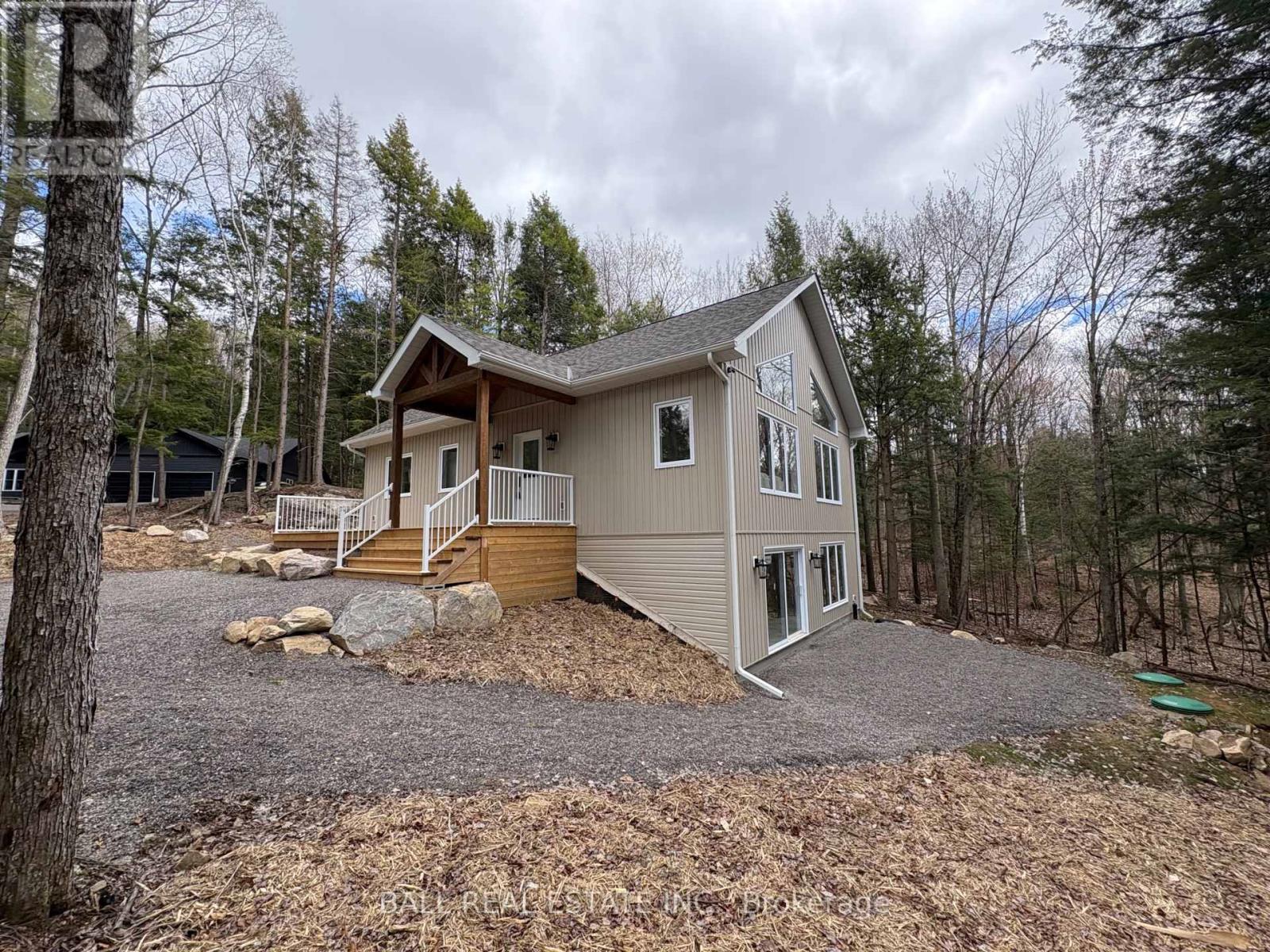 180 Lakeview Street, Dysart Et Al, Ontario  K0M 1S0 - Photo 27 - X12763098