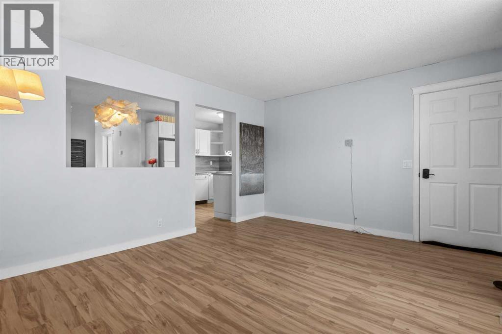 8510 Centre Street Ne, Calgary, Alberta  T3K 1K7 - Photo 5 - A2292127