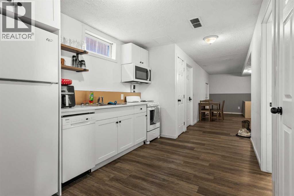 8510 Centre Street Ne, Calgary, Alberta  T3K 1K7 - Photo 25 - A2292127