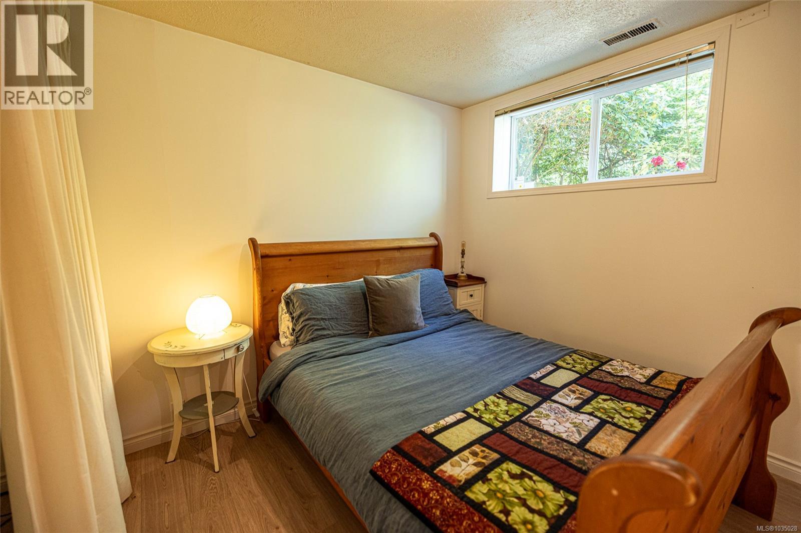7435 Thunderbird Way, Port Hardy, British Columbia  V0N 2P0 - Photo 19 - 1035028