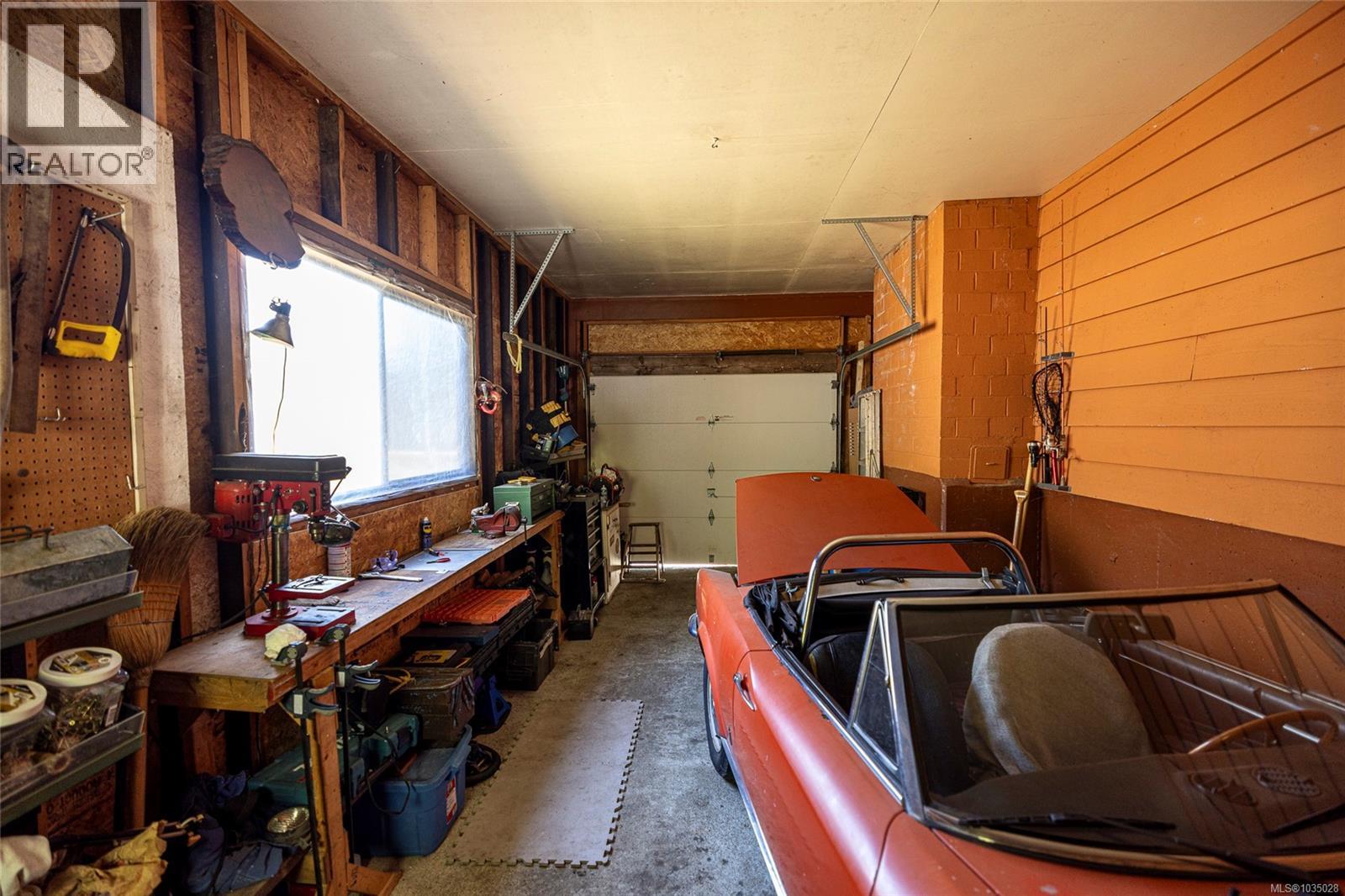 7435 Thunderbird Way, Port Hardy, British Columbia  V0N 2P0 - Photo 32 - 1035028