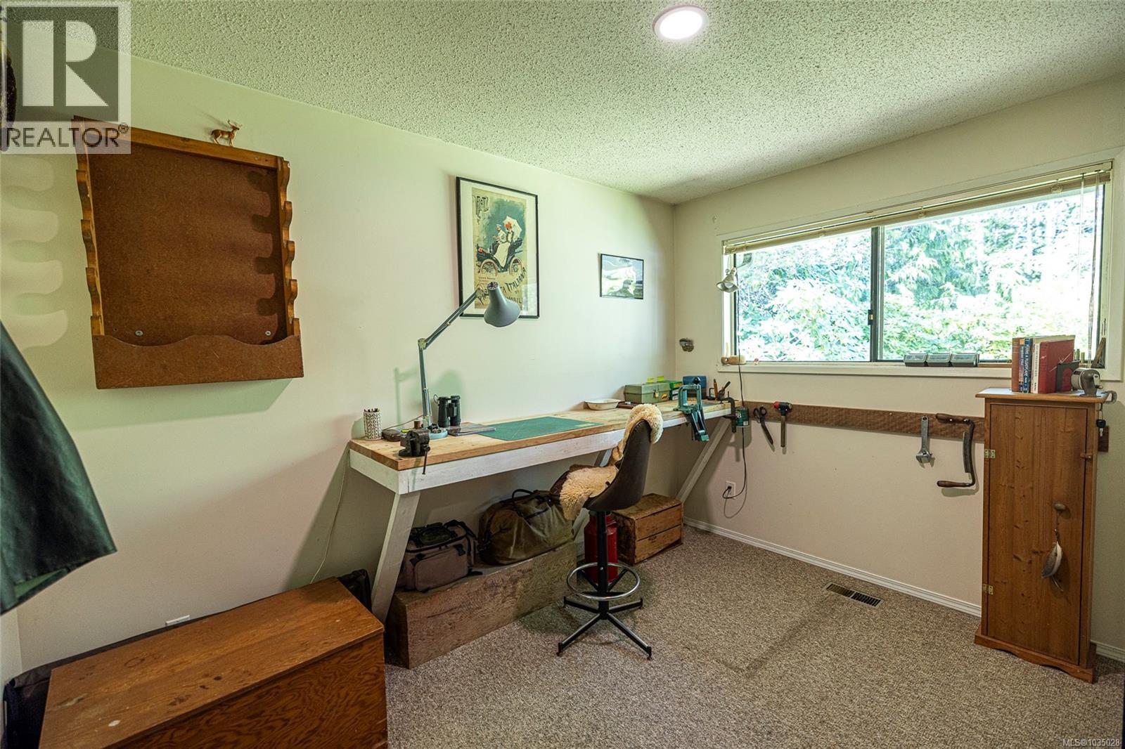 7435 Thunderbird Way, Port Hardy, British Columbia  V0N 2P0 - Photo 14 - 1035028