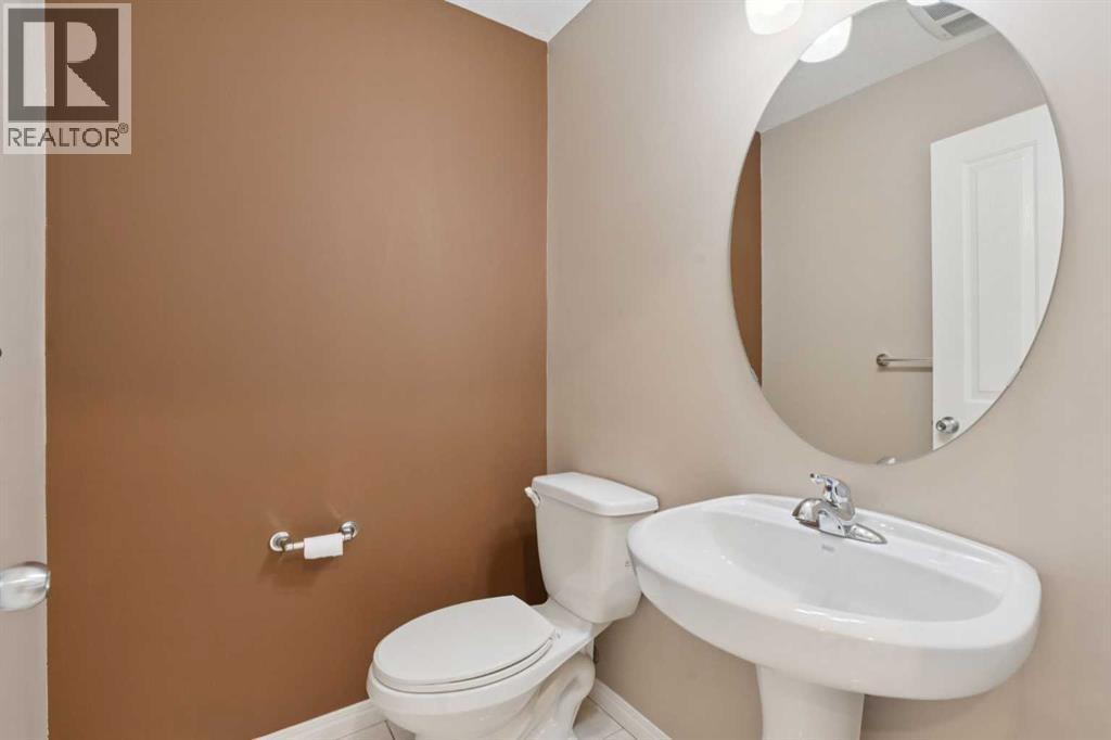 74 Skyview Point Green NE, Calgary, Alberta  T3N 1B6 - Photo 15 - A2307613
