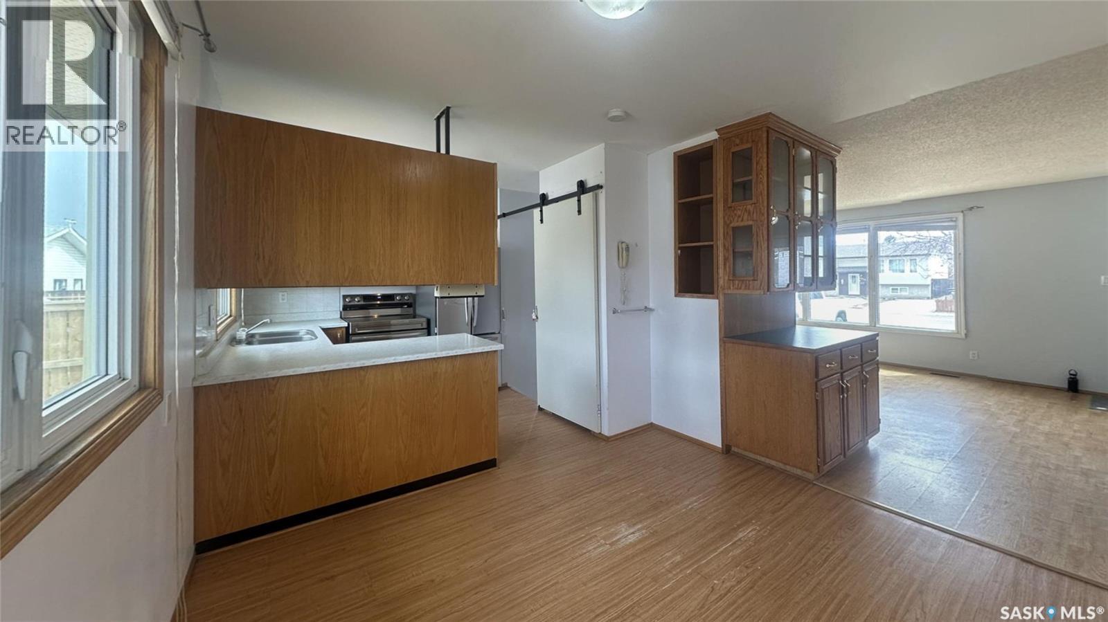 3918 Centennial Drive, Saskatoon, Saskatchewan  S7L 5L1 - Photo 13 - SK035467