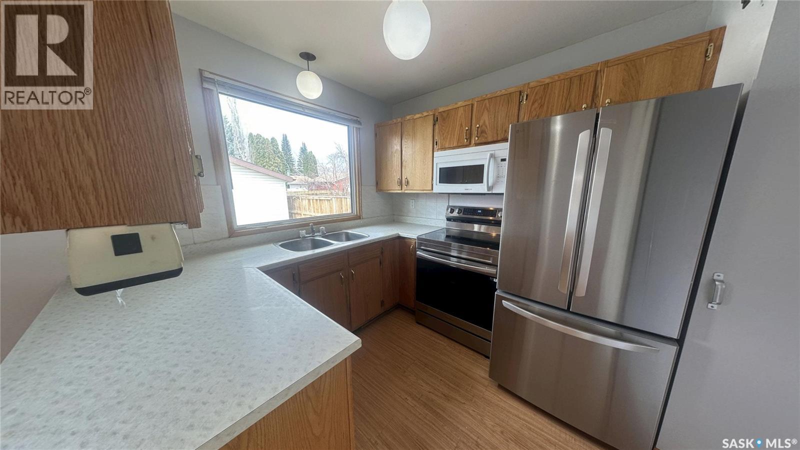 3918 Centennial Drive, Saskatoon, Saskatchewan  S7L 5L1 - Photo 14 - SK035467