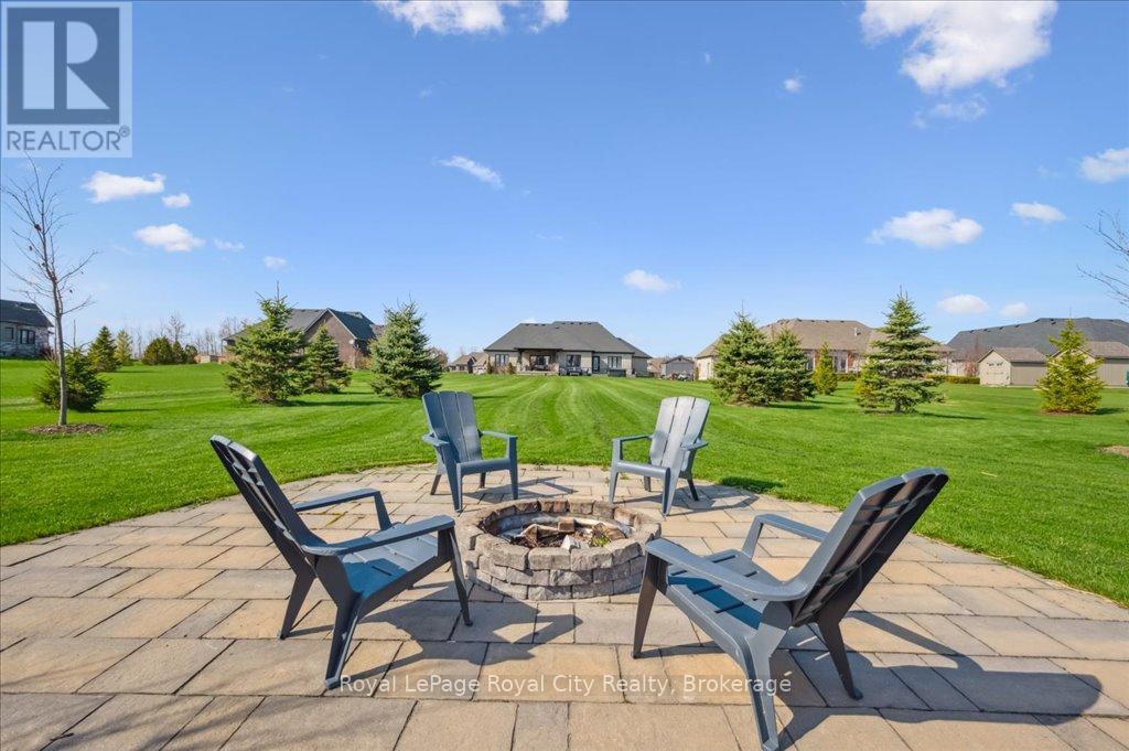 51 Ariss Glen Drive, Guelph/eramosa, Ontario  N0B 1B0 - Photo 38 - X12815952