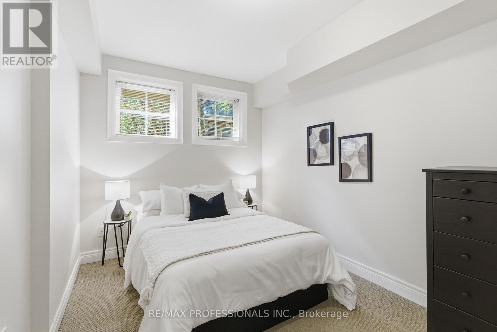 55 Furrow Lane, Toronto, Ontario  M8Z 0A2 - Photo 47 - W13102766