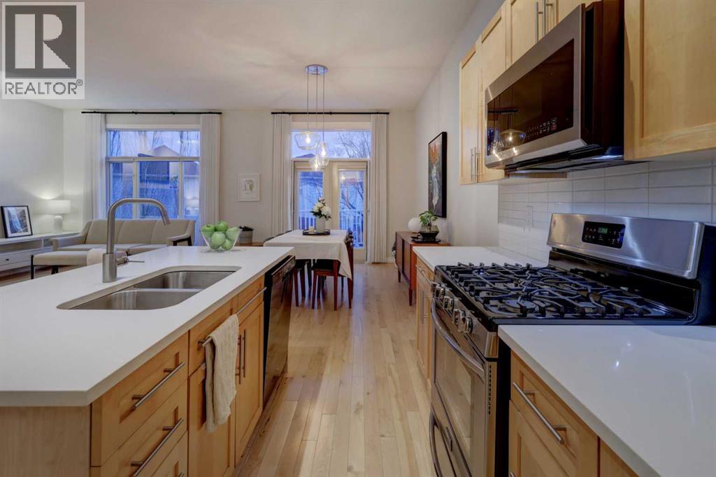 57 Discovery Ridge Hill Sw, Calgary, Alberta  T3H 4Y5 - Photo 4 - A2308982