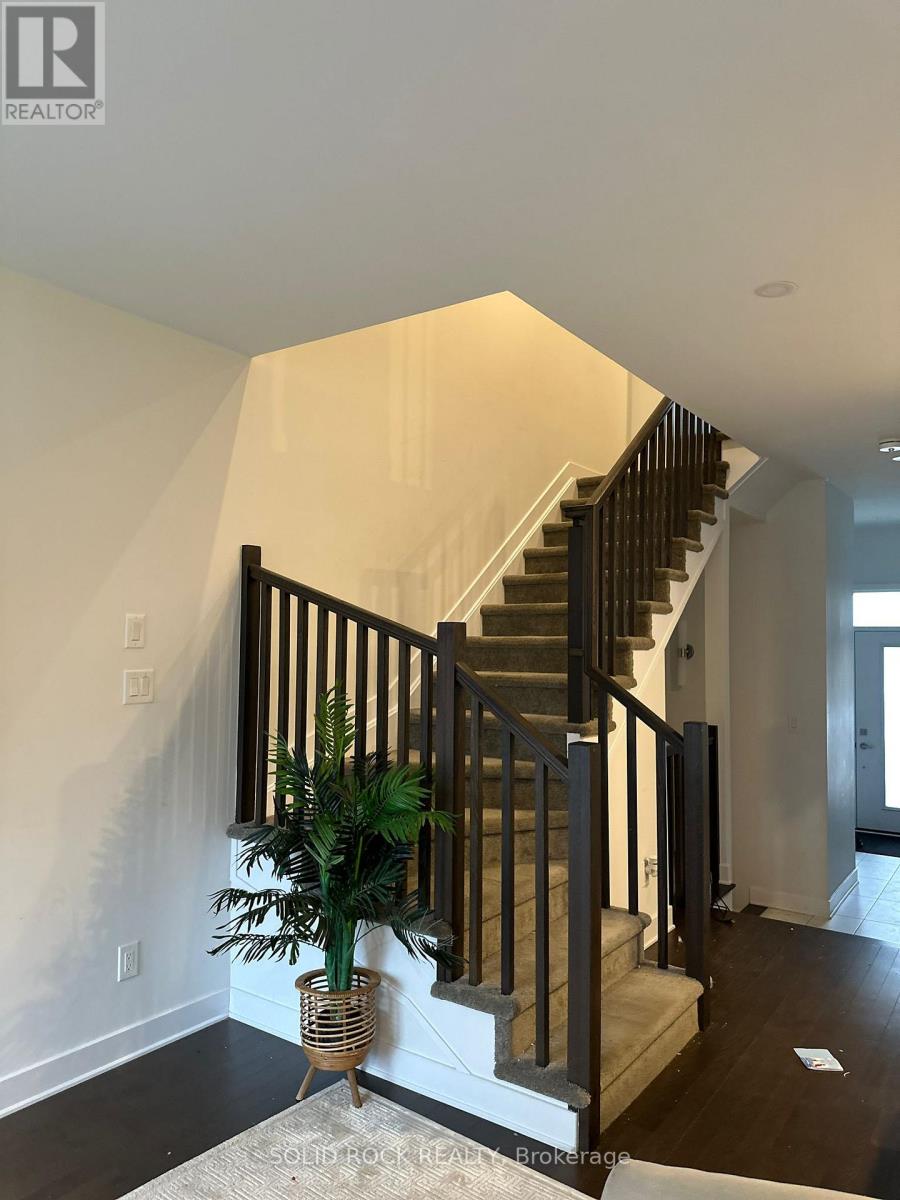 135 Rockmelon Street, Ottawa, Ontario  K1X 0K3 - Photo 12 - X13106242