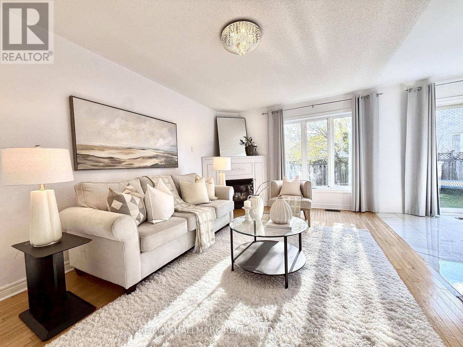 78 Sunridge Street, Richmond Hill, Ontario  L4E 3Z3 - Photo 7 - N12957818