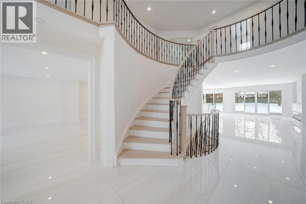 2a Chiltern Hill, Richmond Hill, Ontario  L4B 3B9 - Photo 6 - 40819978