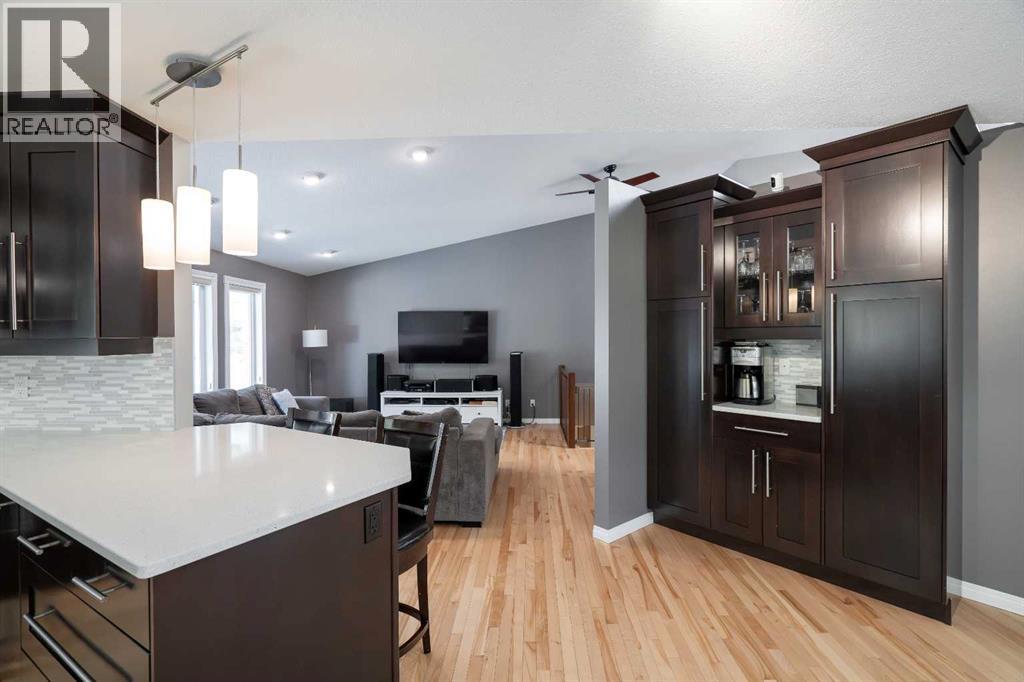 34 Ravine Drive, Whitecourt, Alberta  T7S 1H5 - Photo 7 - A2275059