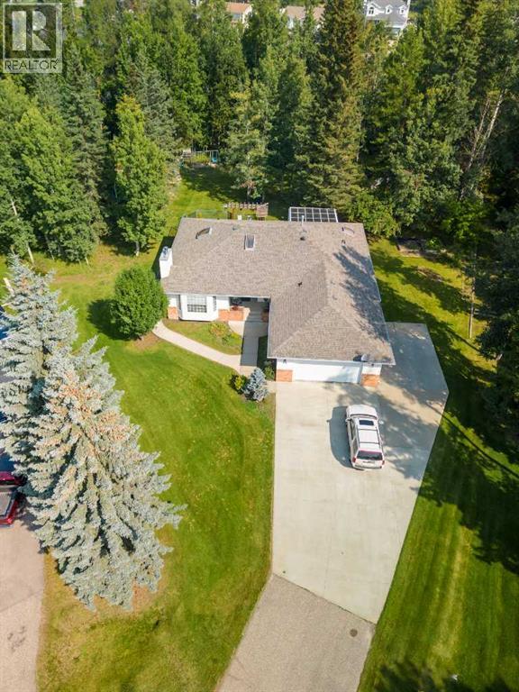 34 Ravine Drive, Whitecourt, Alberta  T7S 1H5 - Photo 3 - A2275059