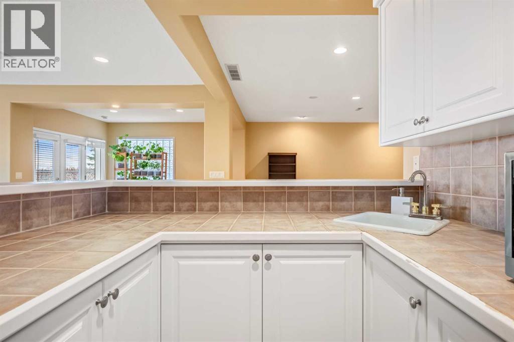 12820 Canso Crescent SW, Calgary, Alberta  T2W 3B1 - Photo 40 - A2307748