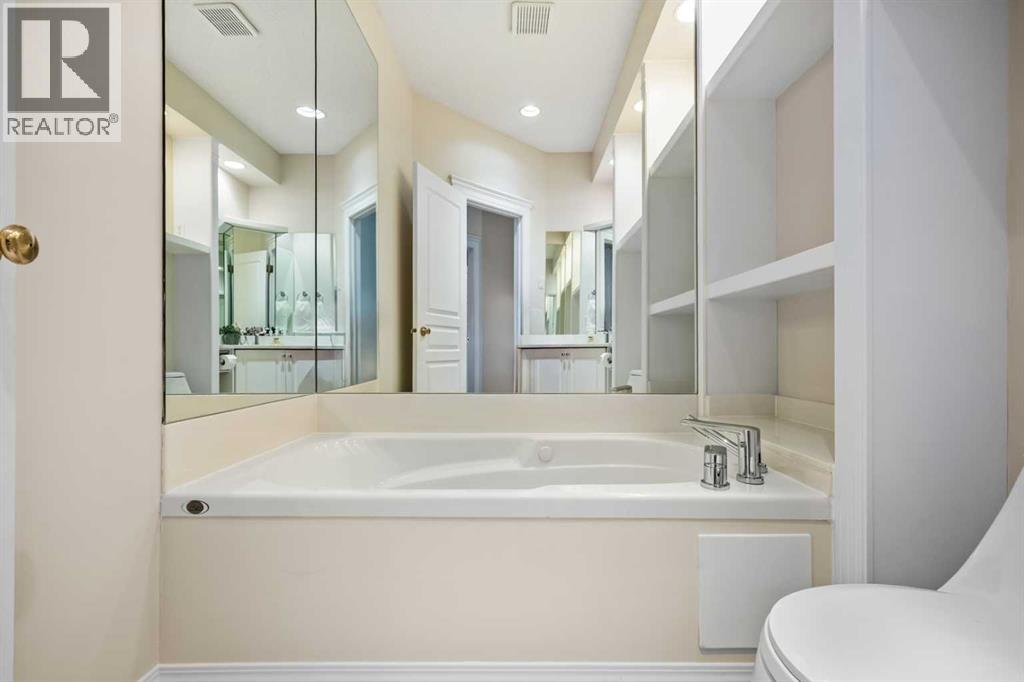 12820 Canso Crescent SW, Calgary, Alberta  T2W 3B1 - Photo 31 - A2307748