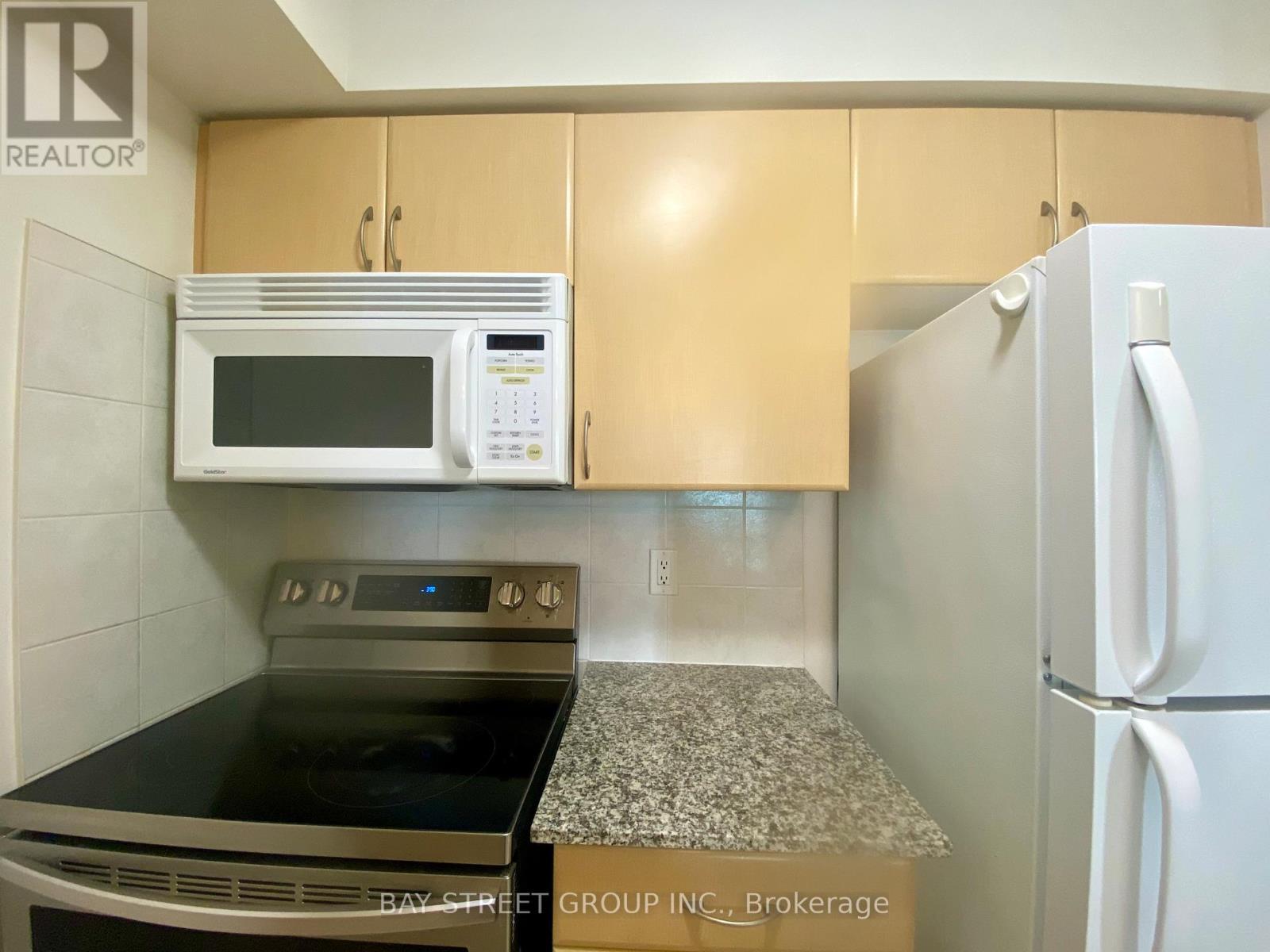 1802 - 35 Bales Avenue, Toronto, Ontario  M2N 7L7 - Photo 5 - C13106298