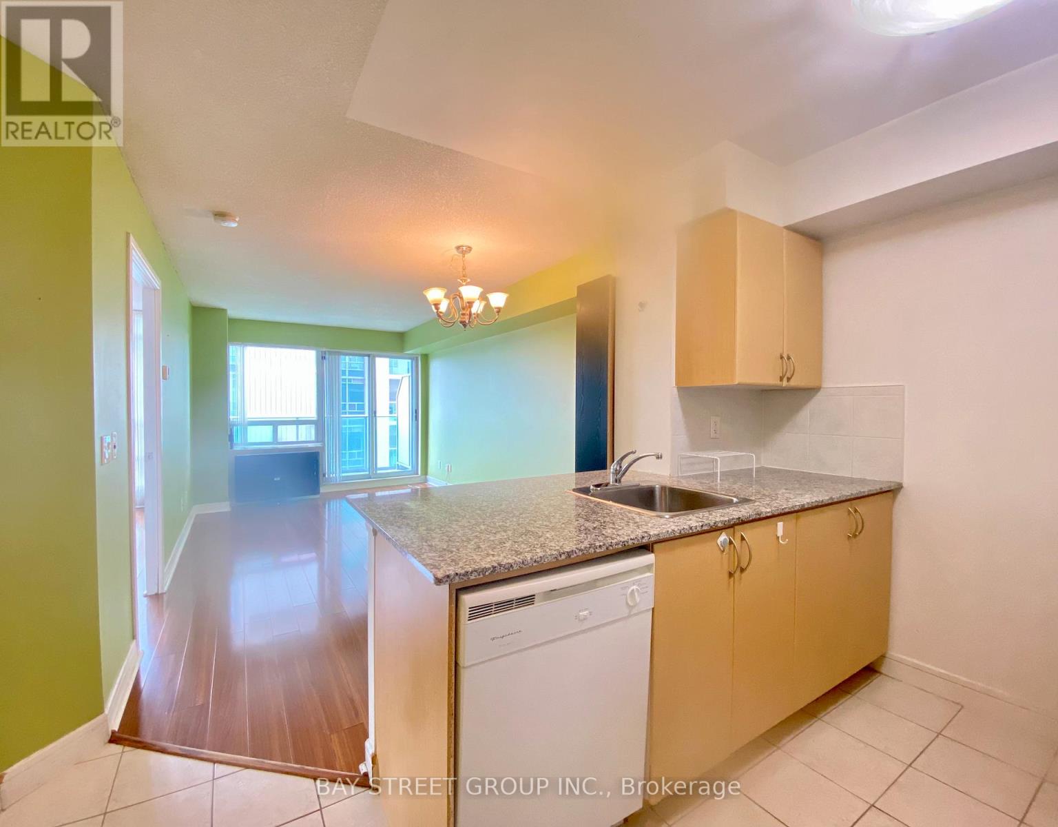1802 - 35 Bales Avenue, Toronto, Ontario  M2N 7L7 - Photo 9 - C13106298