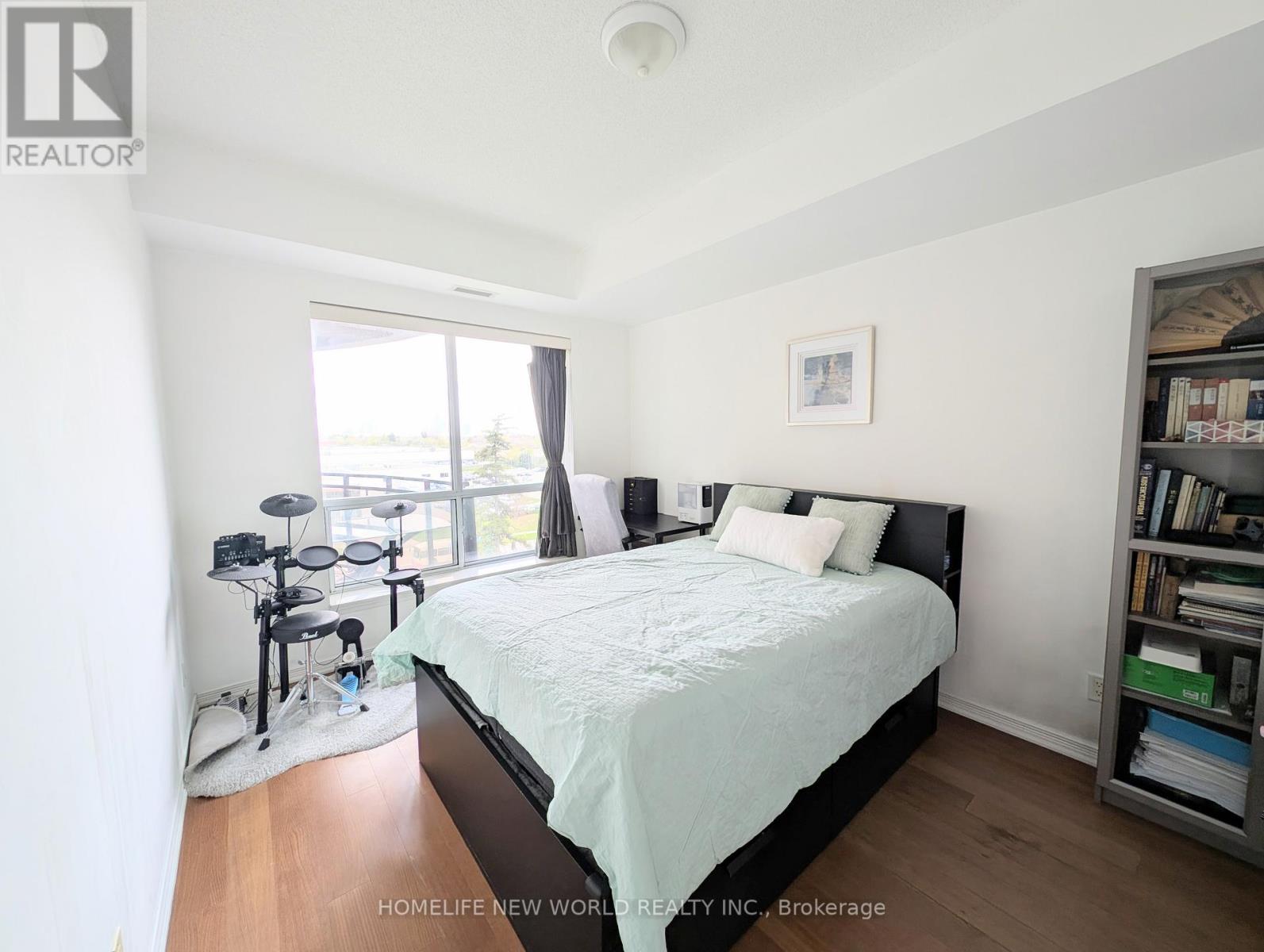 601 - 8 Maison Parc Court, Vaughan, Ontario  L4J 9K5 - Photo 11 - N13106266
