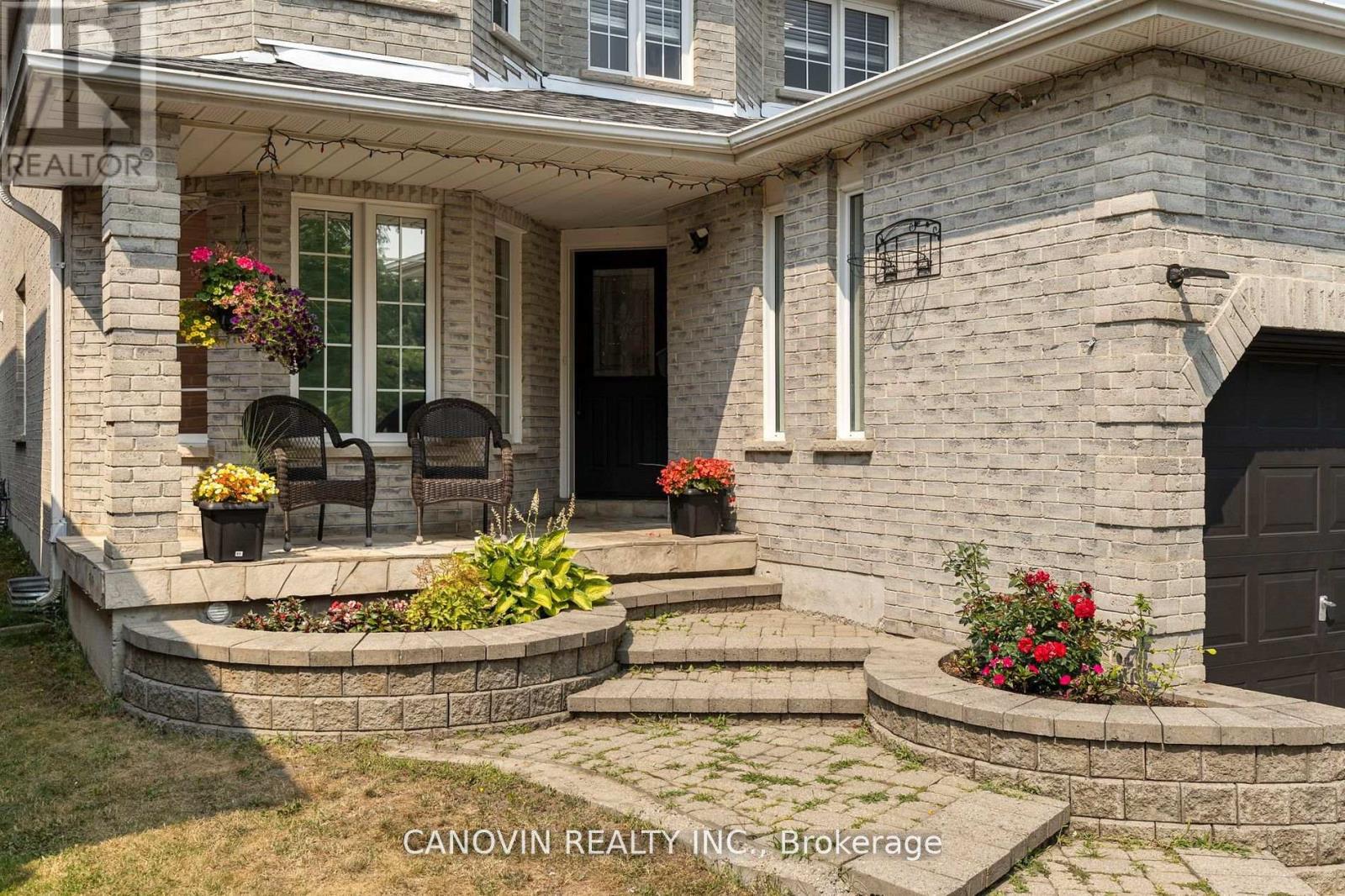 117 Violet Street, Barrie, Ontario  L4N 9M8 - Photo 3 - S13106322