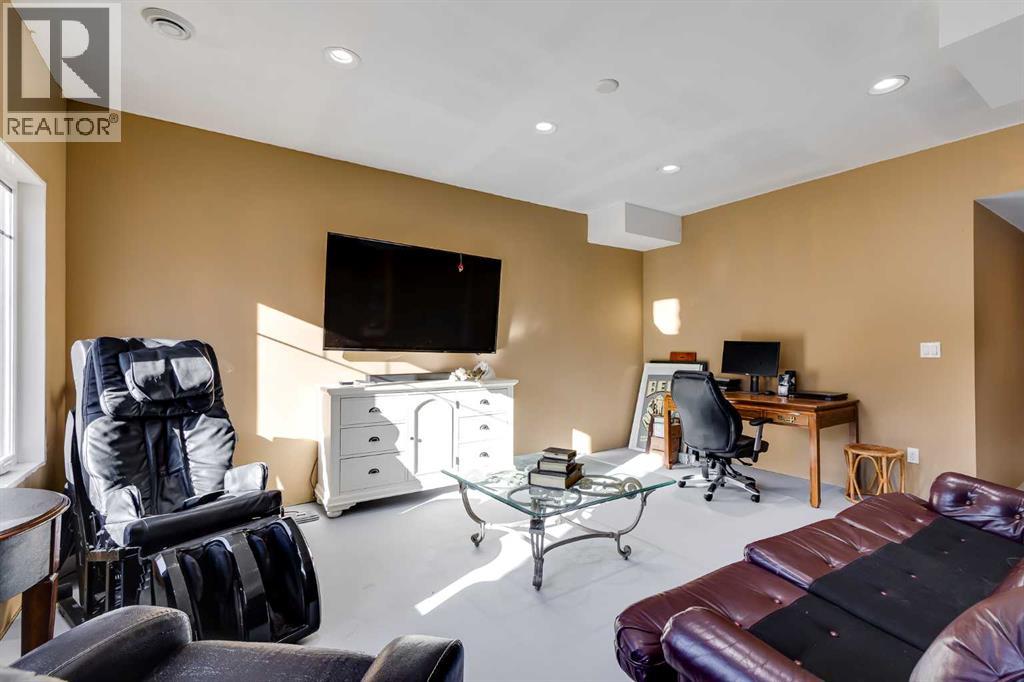 213 Silverado Ranch Manor SW, Calgary, Alberta  T2X 0M6 - Photo 33 - A2283574
