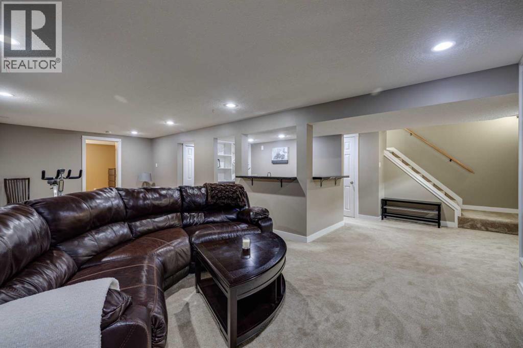 5207 Grove Hill Road SW, Calgary, Alberta  T3E 4G7 - Photo 33 - A2305858