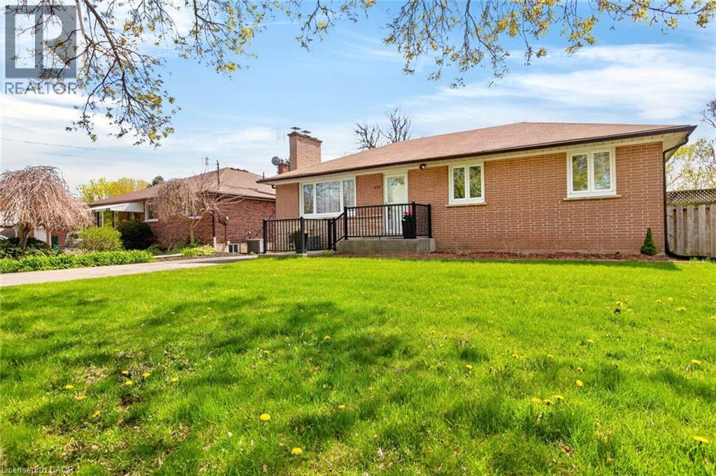 874 Francis Road, Burlington, Ontario  L7T 3Y2 - Photo 3 - 40828768