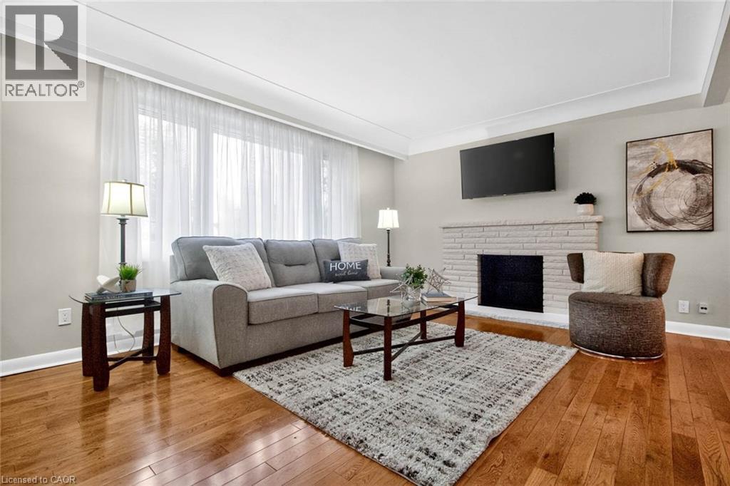 874 Francis Road, Burlington, Ontario  L7T 3Y2 - Photo 6 - 40828768