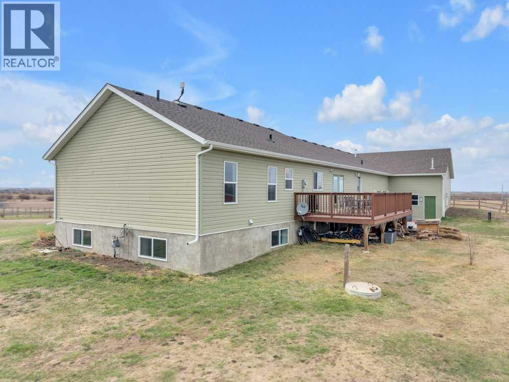 1 -251061 Township Road 431a, Rural Ponoka County, Alberta  T4J 1R1 - Photo 4 - A2308585
