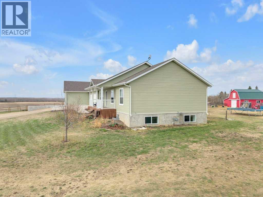 1 -251061 Township Road 431a, Rural Ponoka County, Alberta  T4J 1R1 - Photo 3 - A2308585