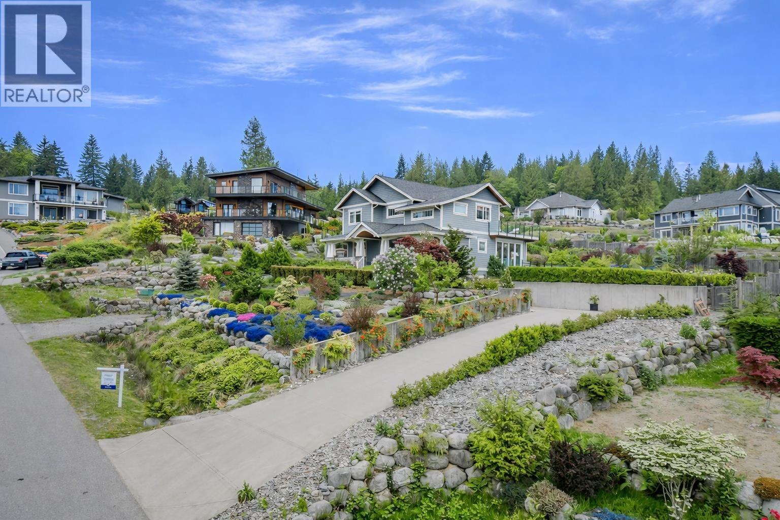 791 Courtney Road, Gibsons, British Columbia  V0N 1V1 - Photo 4 - R3121642
