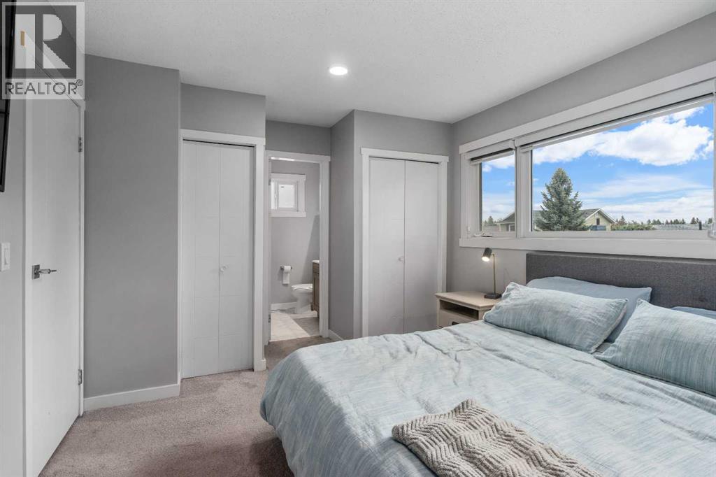 76 Woodborough Crescent SW, Calgary, Alberta  T2W 5A2 - Photo 14 - A2308926