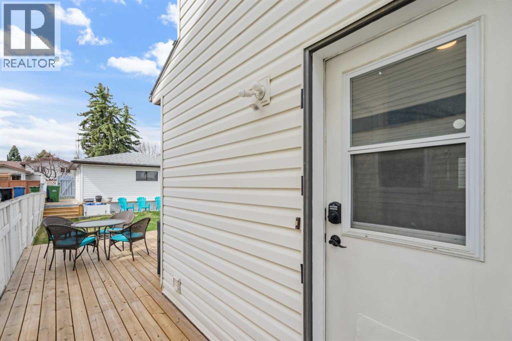 76 Woodborough Crescent SW, Calgary, Alberta  T2W 5A2 - Photo 25 - A2308926