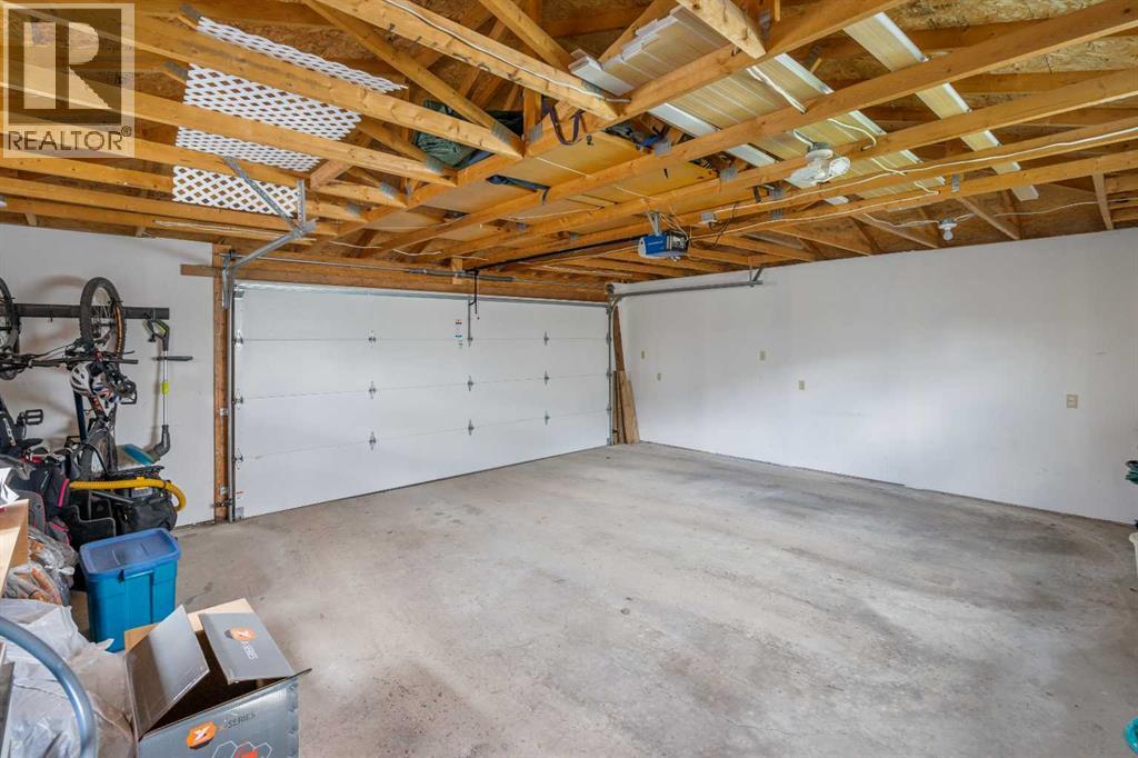 76 Woodborough Crescent SW, Calgary, Alberta  T2W 5A2 - Photo 31 - A2308926