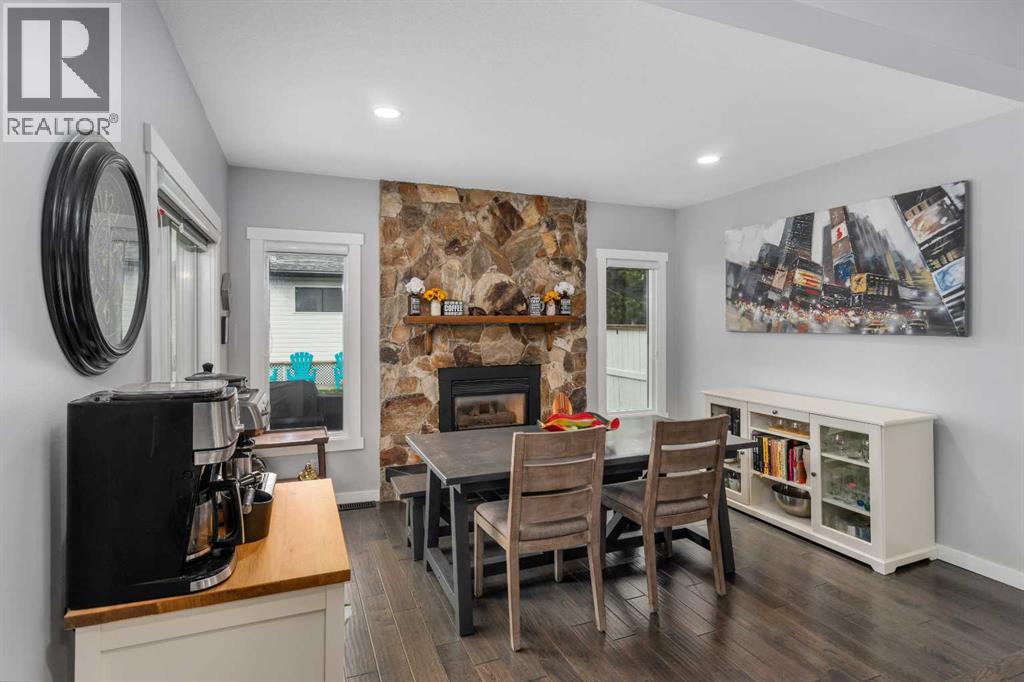 76 Woodborough Crescent SW, Calgary, Alberta  T2W 5A2 - Photo 8 - A2308926