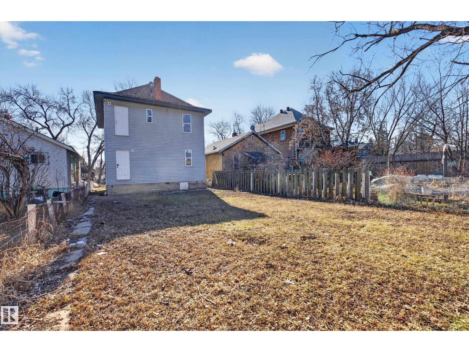 11226 97 St Nw, Edmonton, Alberta  T5G 1X1 - Photo 5 - E4486773