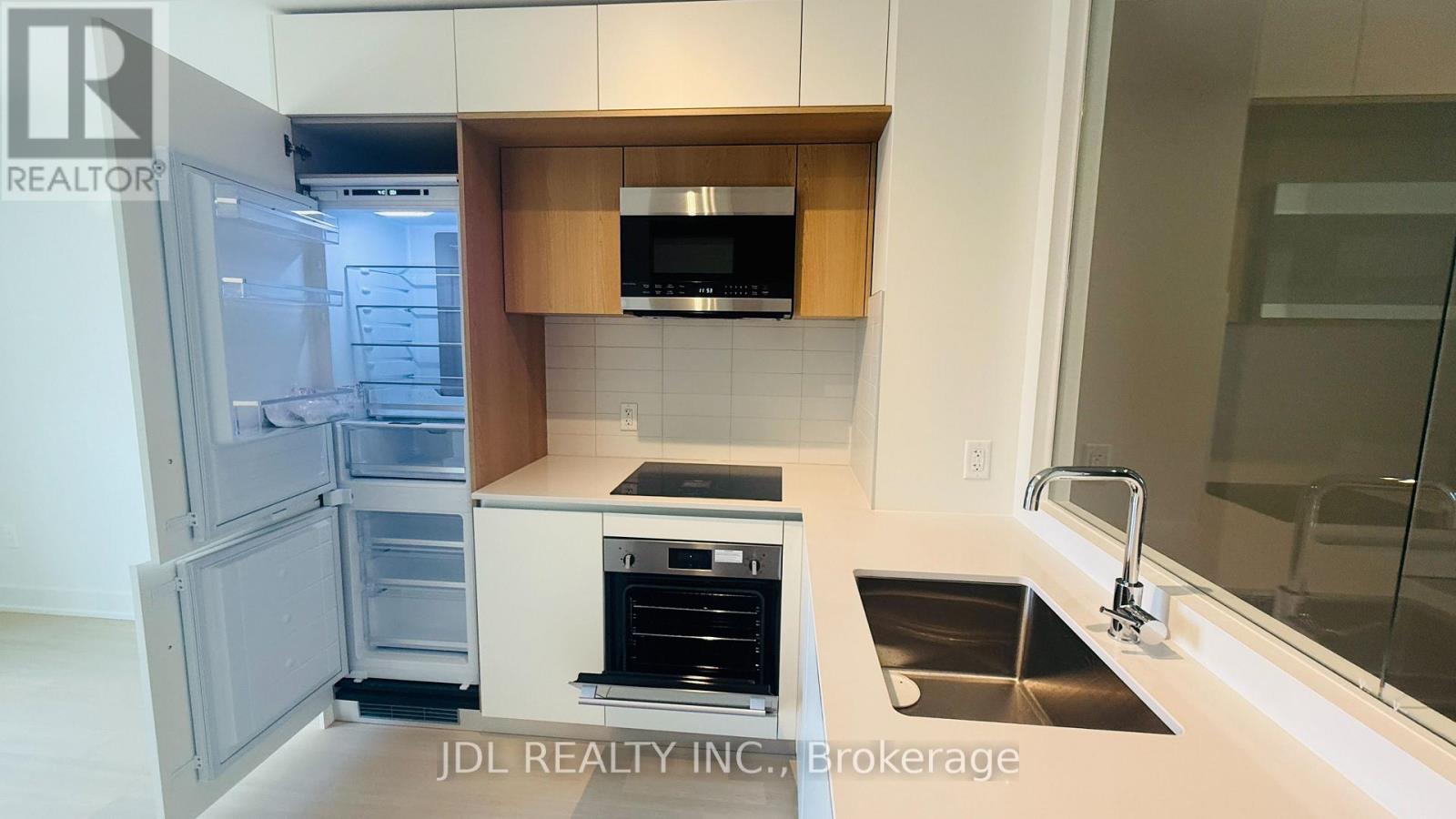 303 - 322 Dupont Street, Toronto, Ontario  M5R 0E3 - Photo 5 - C13106334