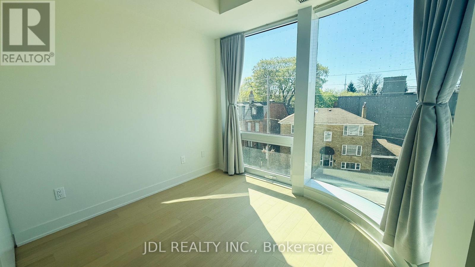 303 - 322 Dupont Street, Toronto, Ontario  M5R 0E3 - Photo 6 - C13106334