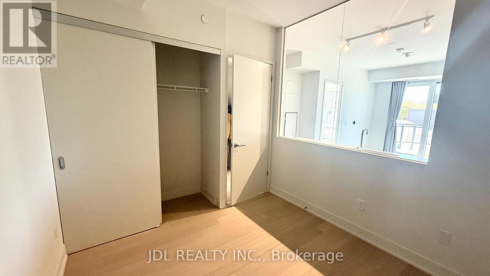 303 - 322 Dupont Street, Toronto, Ontario  M5R 0E3 - Photo 9 - C13106334
