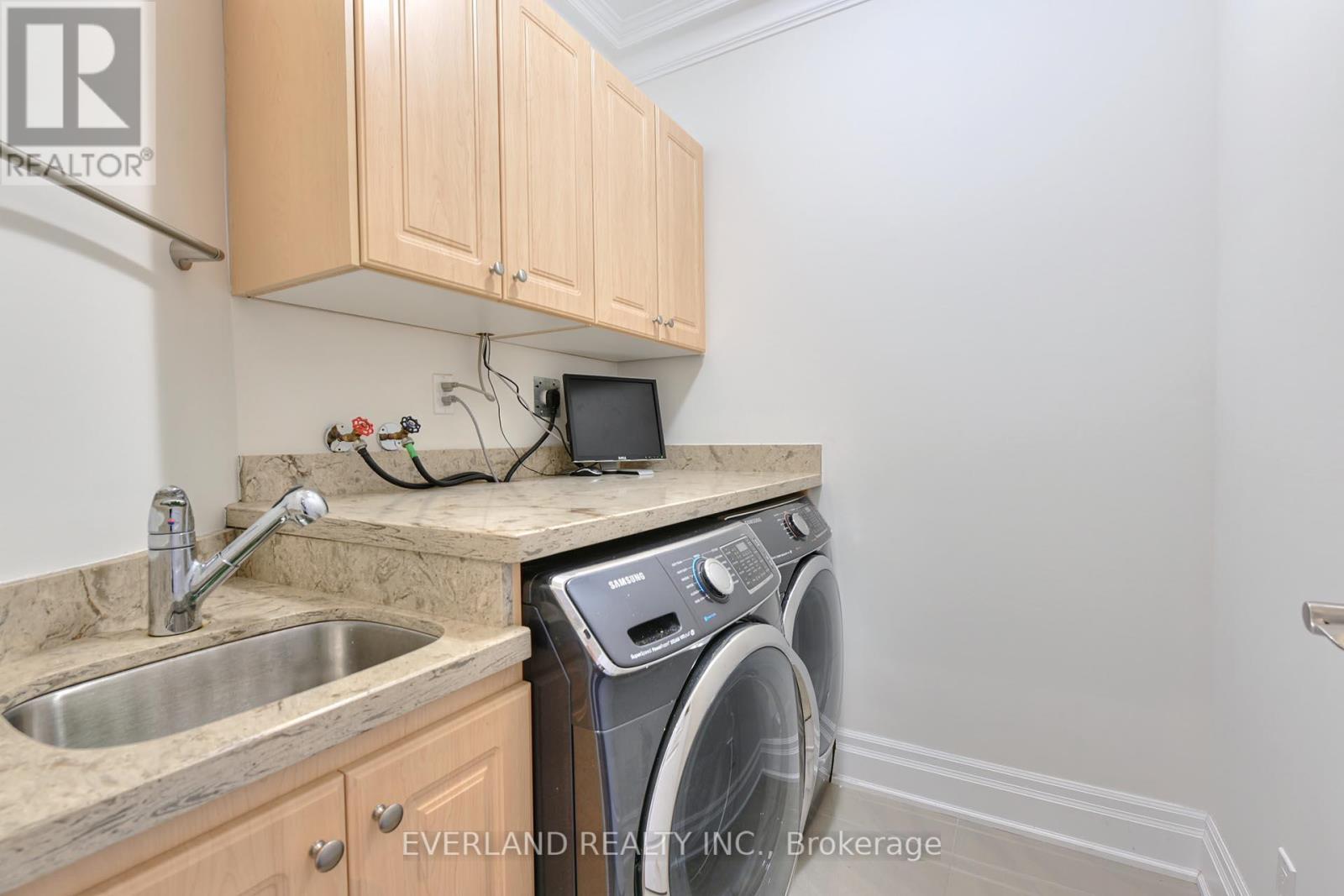 369 Hollywood Main Avenue, Toronto, Ontario  M2N 3L3 - Photo 22 - C13106340