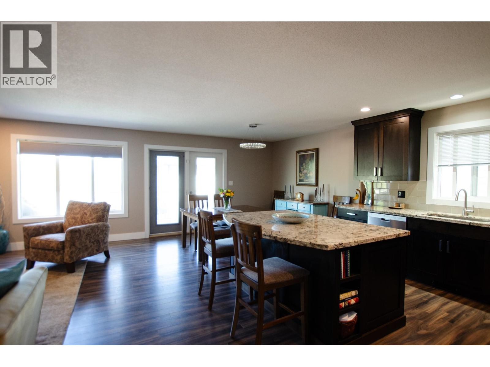 1414 Omineca Place, Prince George, British Columbia  V2N 0B7 - Photo 4 - R3121357